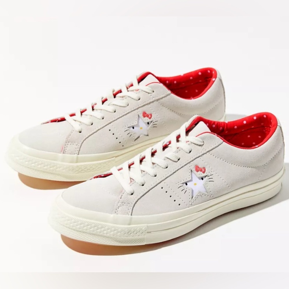 Converse Women's Cream Sneakers with Red Interior